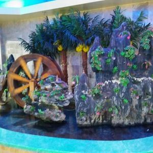 Meet your Posher, Batres